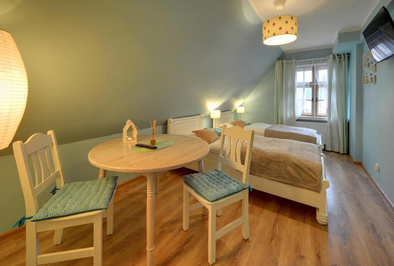 Baszta Grodzka Hostel Jelenia Góra Екстериор снимка